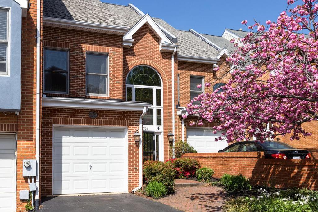 The Potomac Villa Alexandria Exterior photo